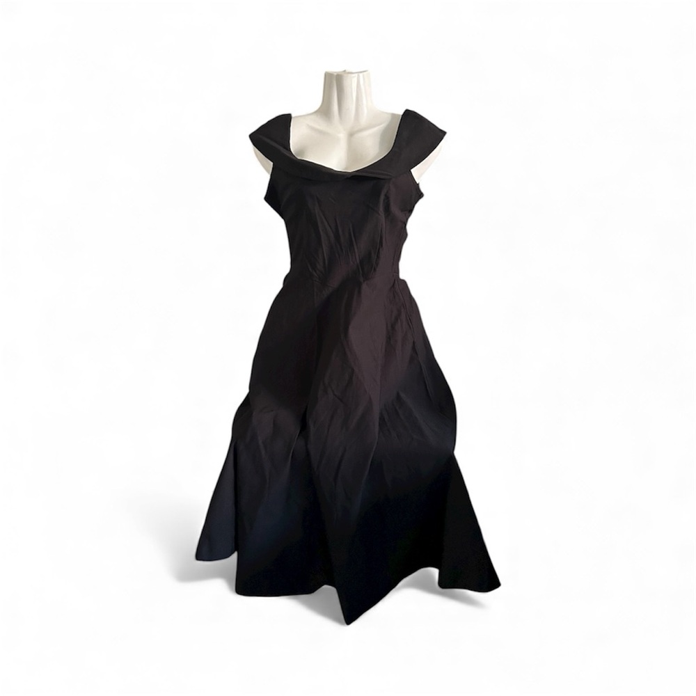 Chic Strapless Black Dress for Women